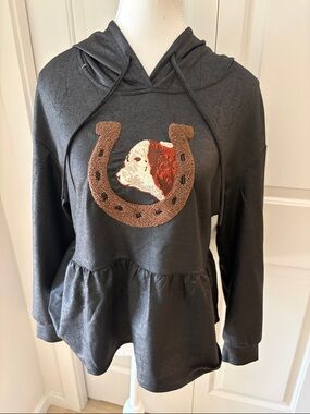 2fly Black Hooded Peplum Sweatshirt with Horseshoe cow Applique